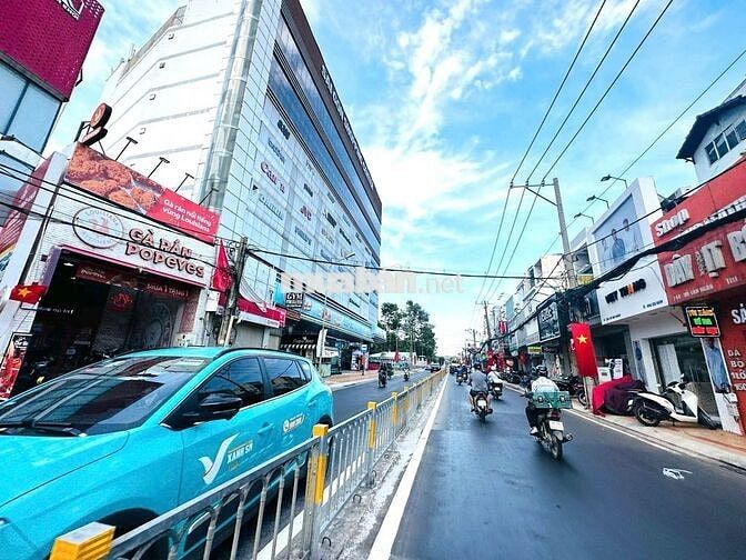 HÀNG NGỘP LÔ ĐẤT NGANG 6M ĐƯỜNG VÕ VĂN NGÂN GẦN NGÃ 4 THỦ ĐỨC