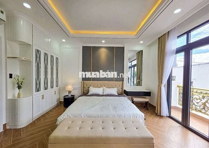 Bán Nhà 5 Tầng, DT90m2, Có Thang Máy, Khu Bên Sông, Hiệp Bình Chánh.