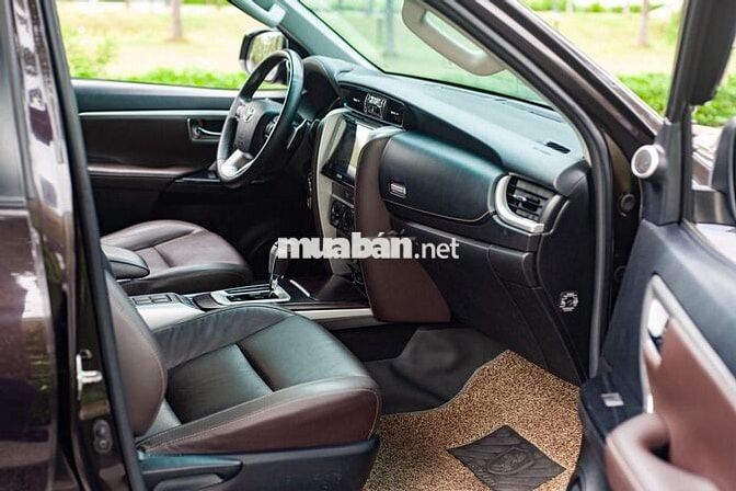 Toyota Fortuner 2.4G 4x2 AT 2019 - 78000 km