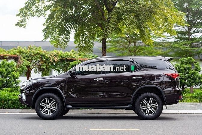 Toyota Fortuner 2.4G 4x2 AT 2019 - 78000 km
