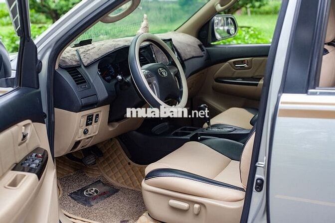 Toyota Fortuner 2.7V 4x2 AT 2014 - 120000 km