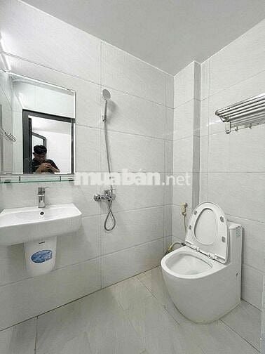 CHO THUÊ PHÒNG TRỌ TÁCH BẾP FULL NỘI THẤT NGAY ĐẠI HỌC VĂN LANG DH IUH