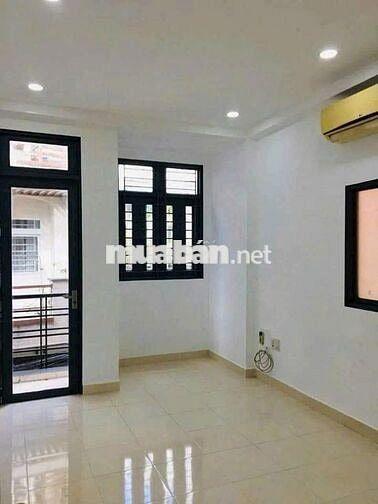 CHO THUÊ NHÀ HẺM 2 XE MÁY, 1 XET, NGUYỄN TRI PHUONG Q.10