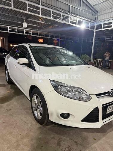 Ford Focus 2015 số tự động xe nguyên rin