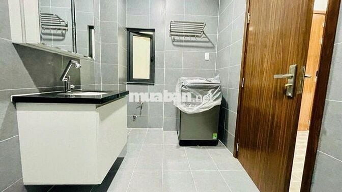 TRỐNG SẴN CĂN HỘ CAO CẤP 50M2 BAN CÔNG VIEW TRƯỚC NGAY CẦU HX