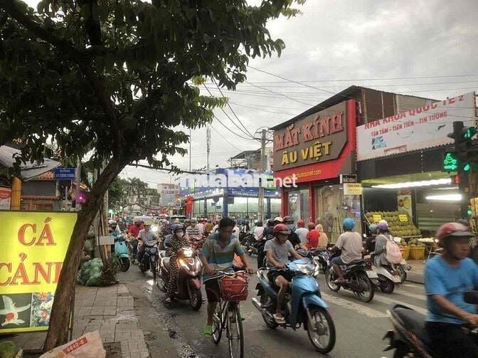 CHO THUÊ NHÀ GÓC 2MT NGAY GẦN NGÃ 4