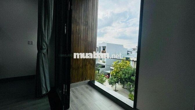 TRỐNG SẴN CĂN HỘ CAO CẤP 50M2 BAN CÔNG VIEW TRƯỚC NGAY CẦU HX