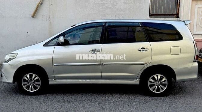 Toyota Innova 2016 AT biển VIP 9 nút Zin độ Full
