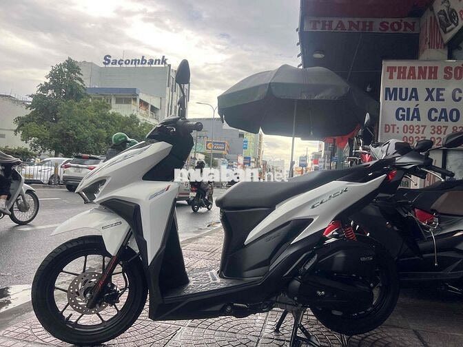 mới về click (thái)trắng tuyết xe zin hết mới tin