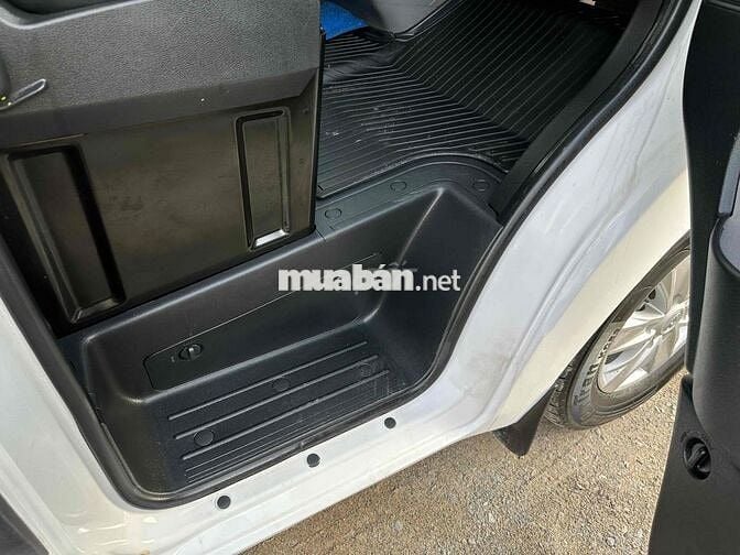 Cần bán - Hyundai - Solati - 2018 một chủ từ đầu