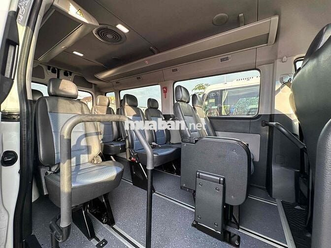 Cần bán - Hyundai - Solati - 2018 một chủ từ đầu