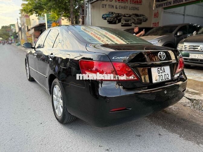 Toyota Camry 2008 2.4G  xe đẹp anh chị về chỉ đi