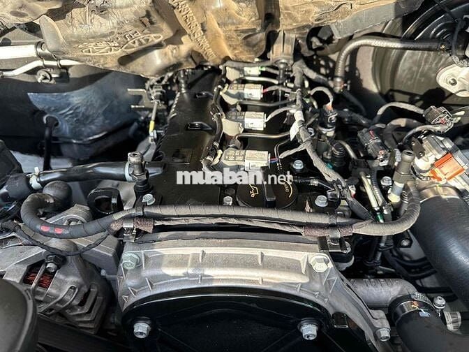 Cần bán - Hyundai - Solati - 2018 một chủ từ đầu
