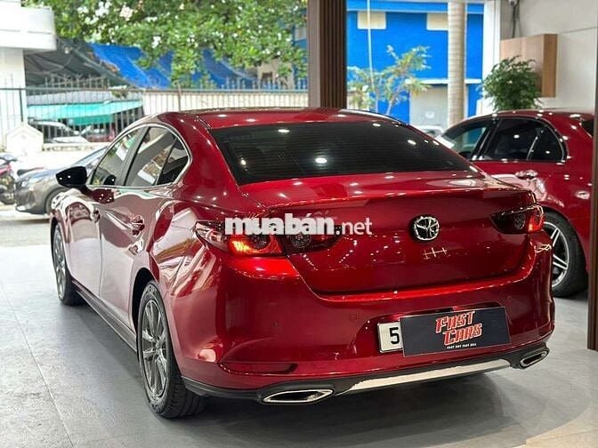 Mazda 3 2021 Luxury 1.5L, màu đỏ,66.000 km