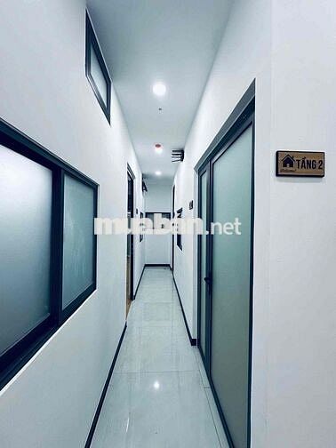 SIÊU PHẨM CỰC HOT !! Tân Bình - Phường 13 - Nhà đẹp 8 PN có gara