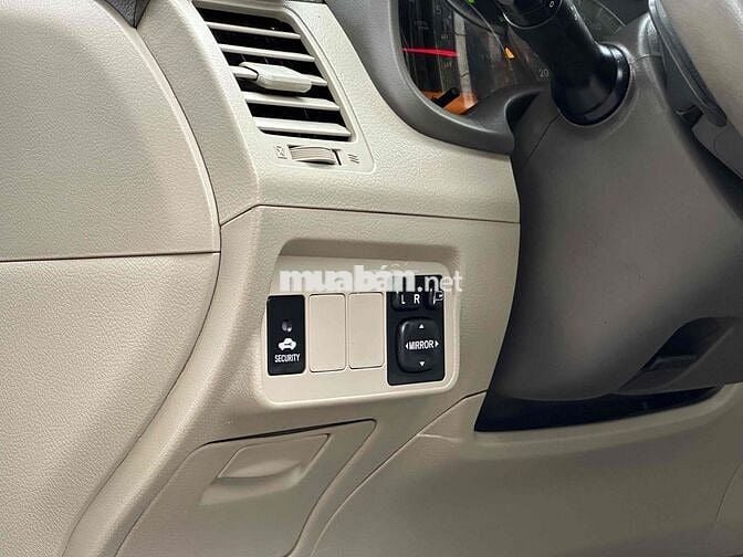 Toyota Corolla Altis 2.0V 2009 - Cơ quan thanh lý