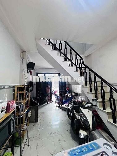 ✨HXH Trịnh Đình Trọng - DTSD 60m2 - Chỉ 4.2 Tỷ
