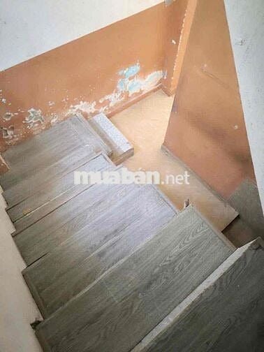cho thuê nhà 2 tầng 30m2 mặt tiền đống đa