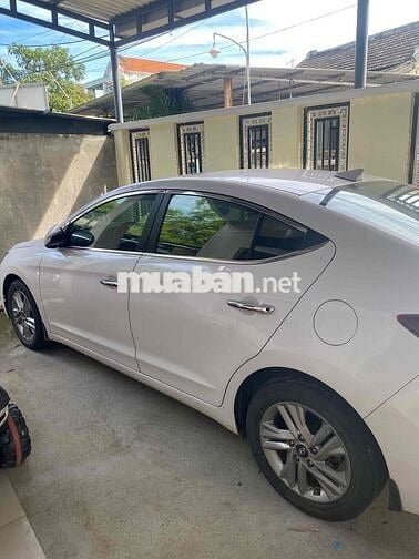 Hyundai Elantra 2019 1.6AT - 58300 km