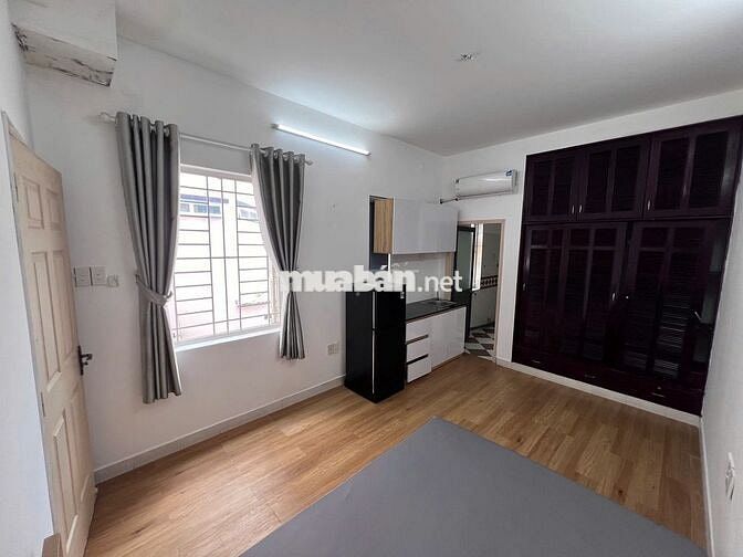 Cho thuê studio cửa sổ trời full nội thất ngay trung tâm quận 3
