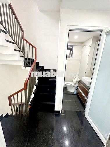 MT góc Nhật Tảo - Ngô Quyền, (4x12m 4 Lầu), 28 triệu