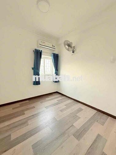 🔥Chung cư Phan Xích Long 2PN có thang máy cho thuê 11tr/thang 4,3TỶ TL