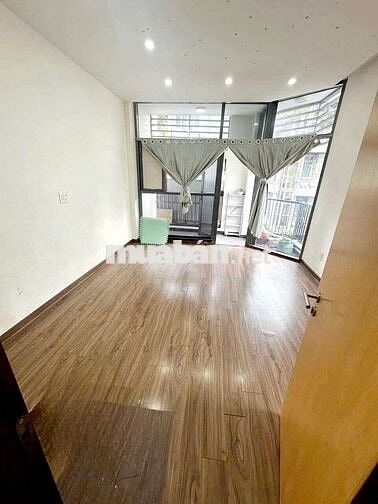 MT góc Nhật Tảo - Ngô Quyền, (4x12m 4 Lầu), 28 triệu