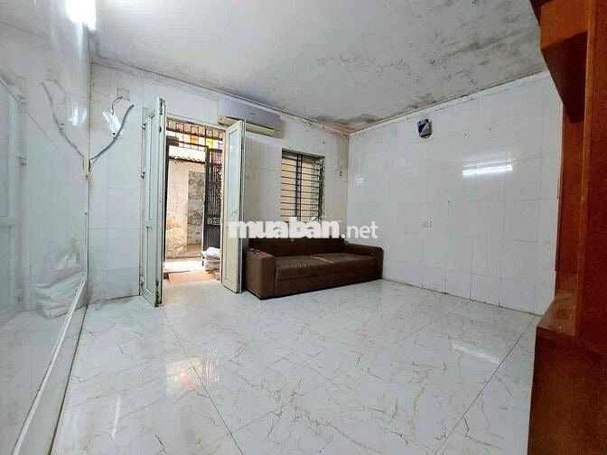Bán nhà tập thể phố Bach Mai nhà đẹp 2 thoáng trước sau 60m nguyên bản