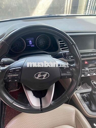 Hyundai Elantra 2019 1.6AT - 58300 km