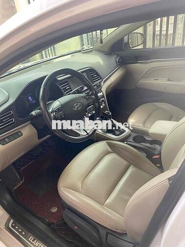 Hyundai Elantra 2019 1.6AT - 58300 km