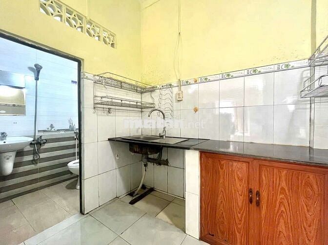 Nhà Mặt Tiền 4x10 1lầu 2pn 2wc
