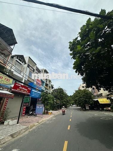 BÁN NHÀ 3 LẦU TÂY THẠNH – NHÀ MỚI VÀO Ở NGAY – GIÁ TỐT CHỈ 7 TỶ (TL)