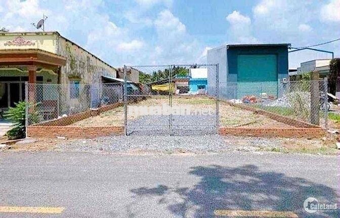 Bán đất thổ cư 250m2 giá 590.000.000 bao sổ hồng riêng