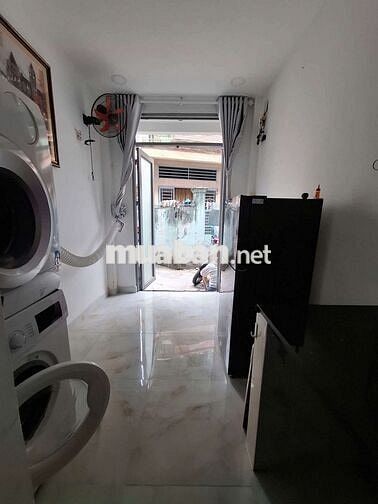 Nhà 1 trệt 1 lầu 1 PN 2wc ở Bùi Đình Túy