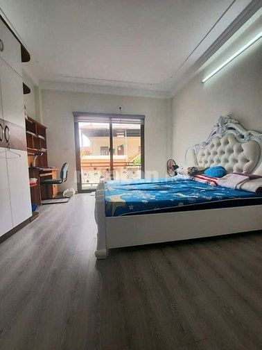 Phân lô Phạm Thận Duật 35m2*6T ô tô đỗ cửa, nhà đẹp, dân trí cao 12 tỷ