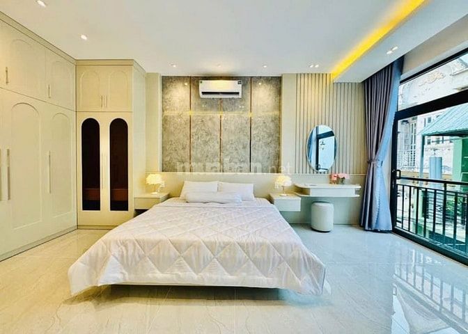 🌟Nhà ngay trung tâm Quận 10 – bán gấp nhà Sư Vạn Hạnh 76m² giá 6tỷ840
