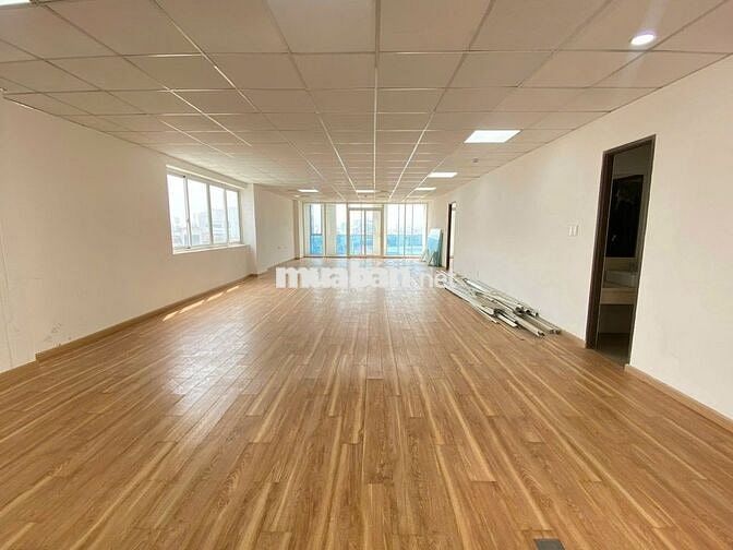 🏢 CHO THUÊ SÀN VP TẠI NGÃ BẢY LÝ THÁI TỔ - 100M2 - SÀN SUỐT ĐẸP