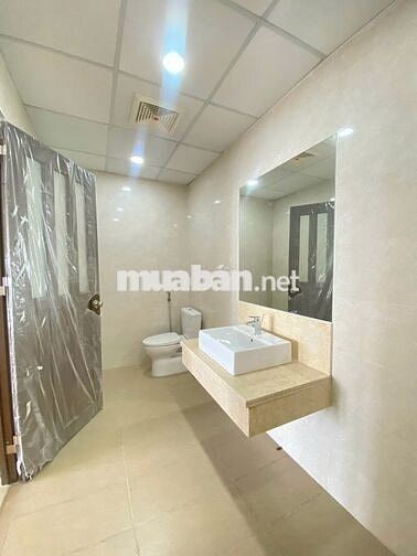 🏢 CHO THUÊ SÀN VP TẠI NGÃ BẢY LÝ THÁI TỔ - 100M2 - SÀN SUỐT ĐẸP