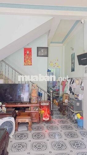Bán nhà 3 tầng, 50m2, 4 phòng ngủ