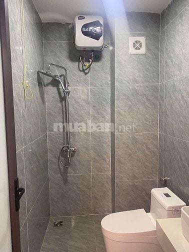 Nhà mới phố Ngọc Trì Long Biên, 5 tầng, 31m2, MT 4m, ngõ riêng, 6,4 tỷ