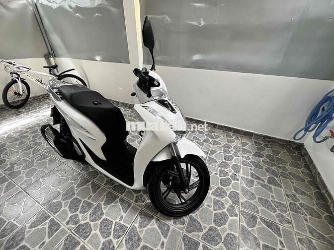 Cần bán SH160 đăng ký 12/2023
