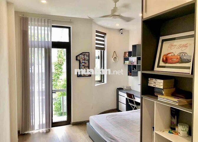 Bán Nhà Mặt Tiền Trung Tâm Thành Phố
