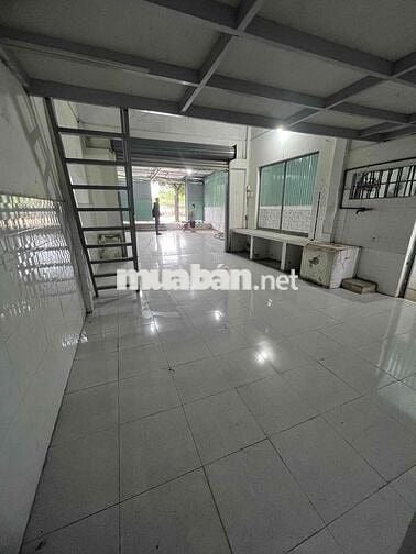 cho thuê mặt tiền đt743 buôn bán vip