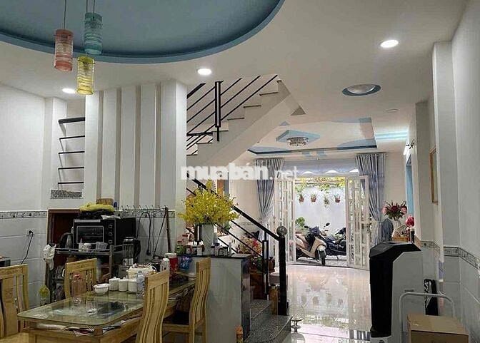 Chính Chủ Bán Nhà 1 lầu đẹp 5x20m Shr ngay chợ Ba Bầu Tô Ký vào 100m