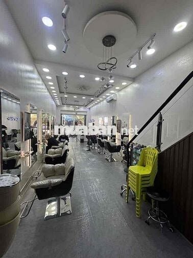 Mặt tiền VIP NGUYỄN TRÃI bán gấp.