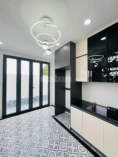 NHÀ SÂN VƯỜN 2PN2WC THIẾT KẾ HIỆN ĐẠI - TRUNG TÂM CHỢ NHỘN  NHỊP