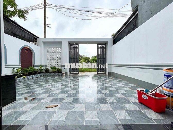 Bán Nhà Hoàn Công Gần Ngã Ba Mỹ Hạnh - Giáp Hóc Môn