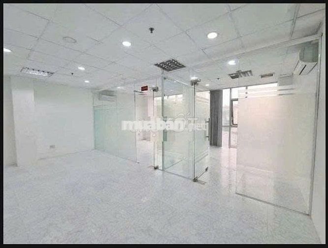 MẶT TIỀN HUỲNH VĂN BÁNH - NGANG 12 - NGUYÊN CĂN 50 TRIỆU