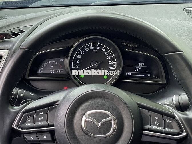 Mazda 3 1.5AT 2018 Màu Đen Xe Đẹp Ngon Bổ Rẻ