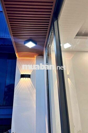 Cho thuê Nhà nguyên căn 1 Trêt 1 Lầu ban công 60m2 Quận 7